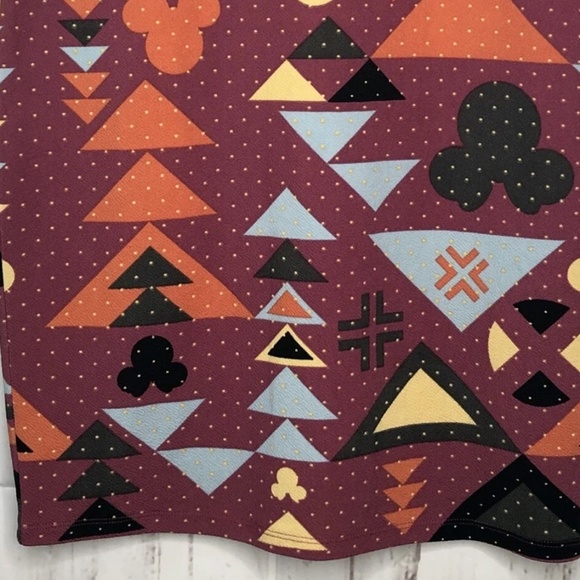 LuLaRoe Disney Cassie Womens Mauve Mickey Mouse Stretch Pencil Skirt Sz. Medium - Picture 2 of 8